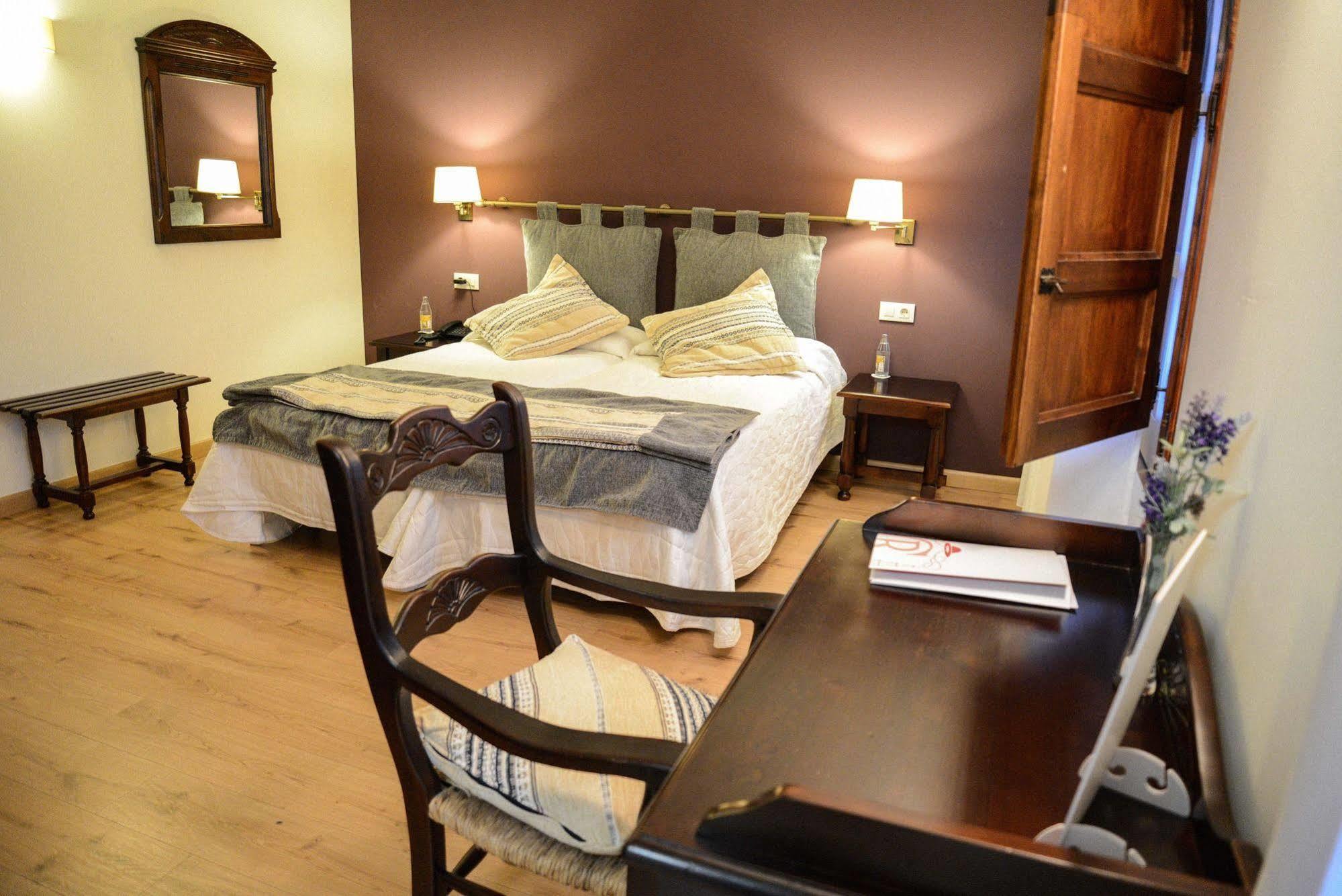 Hotel Cardenal Ram Morella Eksteriør billede